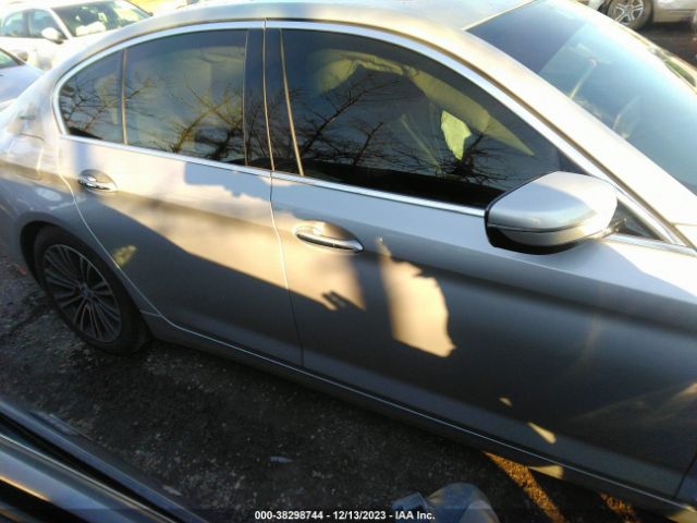 WBAJB1C59JB084169 BMW 530e Xdrive Iperformance