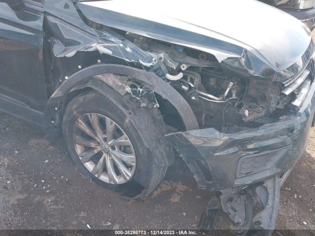 3VV1B7AX5JM019033 Volkswagen Tiguan 2.0t S