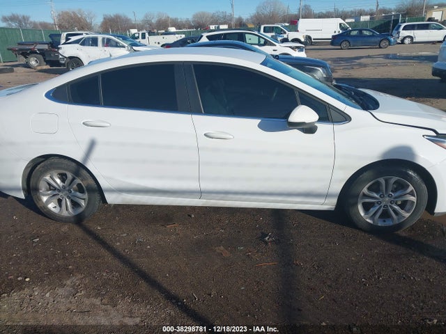Chevrolet CRUZE LT 2019 1G1BE5SM3K7146287 Image 13