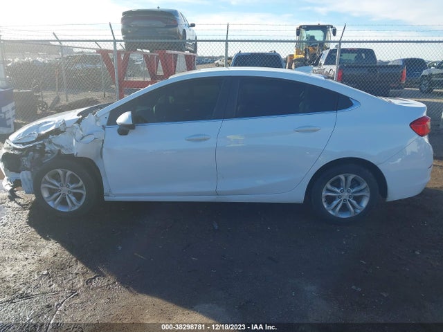 Chevrolet CRUZE LT 2019 1G1BE5SM3K7146287 Image 14