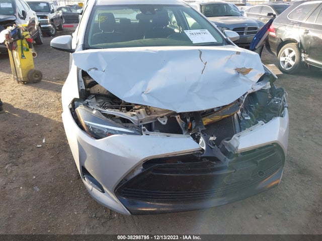 Toyota COROLLA LE 2018 2T1BURHE6JC060504 Image 12
