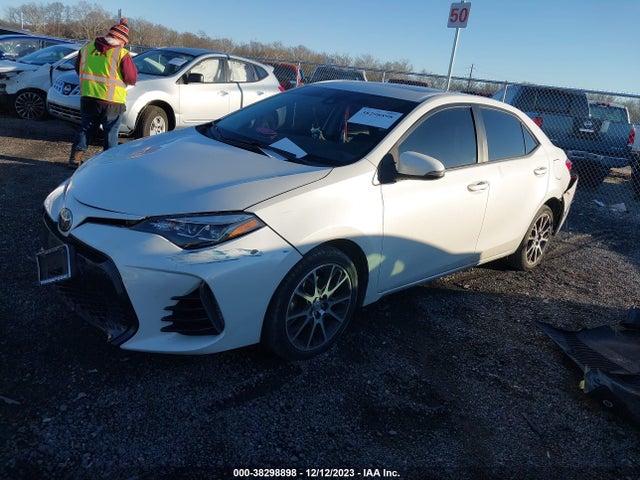 Toyota Corolla Se Special Edition 2017 5YFBURHE1HP609553 Image 2