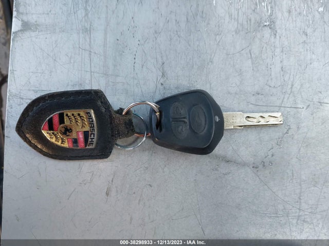 2001 PORSCHE BOXSTER WP0CB29891S660393 Photo 10