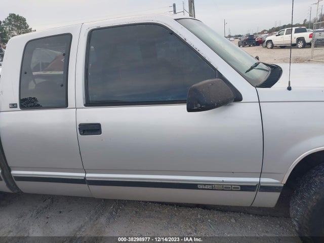 1996 GMC SIERRA C1500 VIN: 2GTEC19R5T1540909