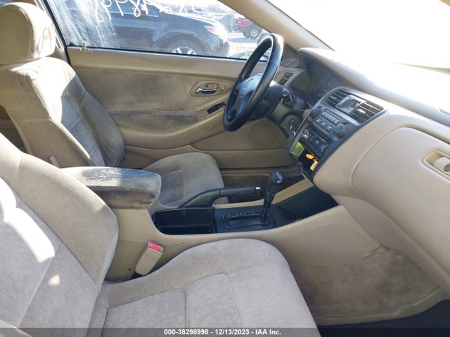 1998 HONDA ACCORD EX VIN: 1HGCG3259WA004989