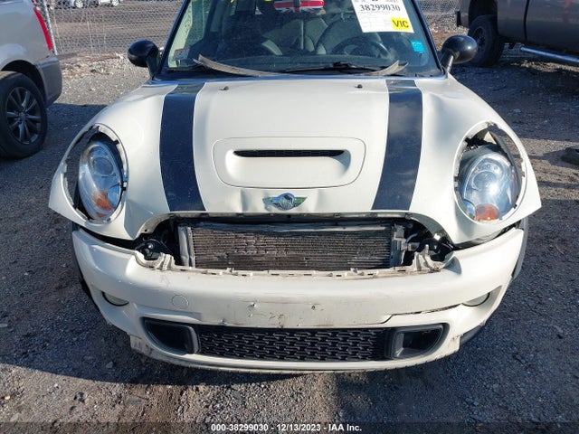 2012 MINI COOPER S CLUBMAN WMWZG3C50CTY31560 Photo 5