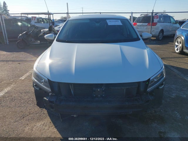 1VWCT7A39HC086230 Volkswagen Passat 1.8t Sel Premium