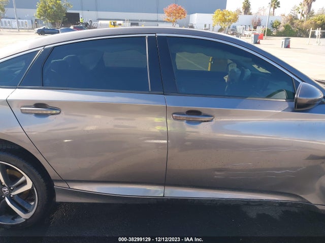 Honda ACCORD LX 2018 1HGCV1F18JA062781 Image 14
