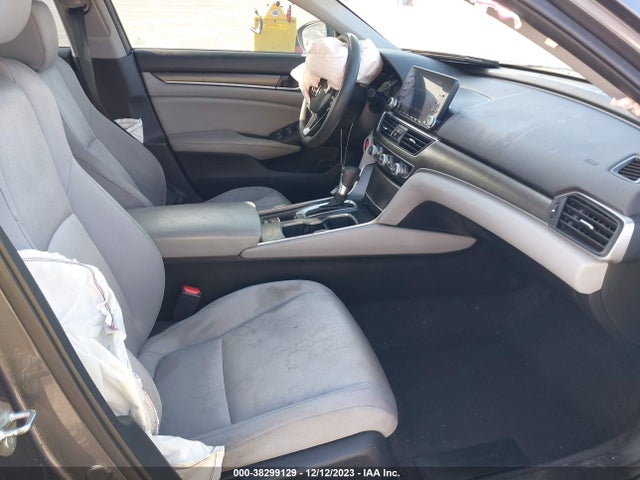 Honda ACCORD LX 2018 1HGCV1F18JA062781 Image 5