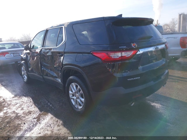 Chevrolet Traverse Ls 2018 1GNERFKW8JJ140932 Image 3