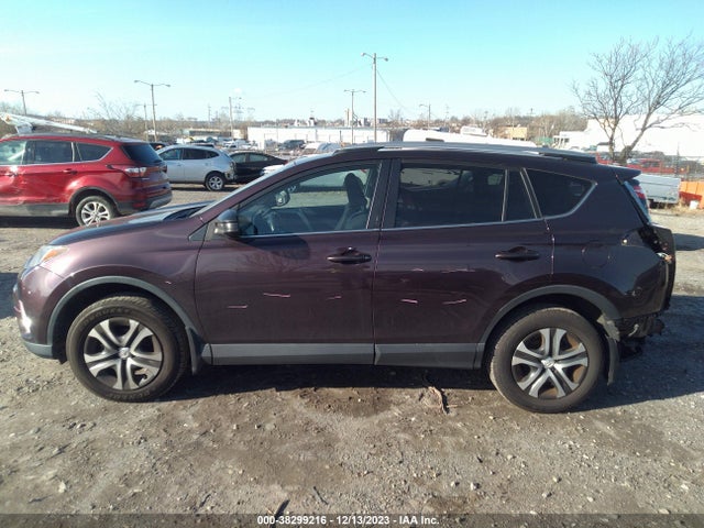 2017 TOYOTA RAV4 LE VIN: 2T3BFREV4HW670626
