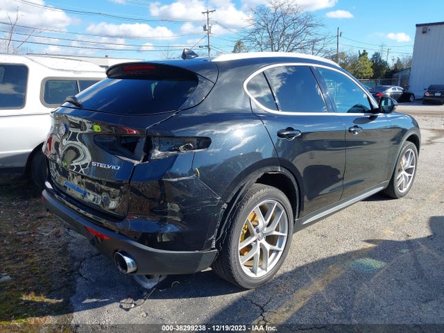 ZASFAKBN9J7C28820 Alfa Romeo Stelvio Ti Awd