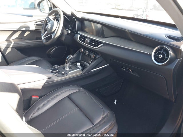 ZASFAKBN9J7C28820 Alfa Romeo Stelvio Ti Awd