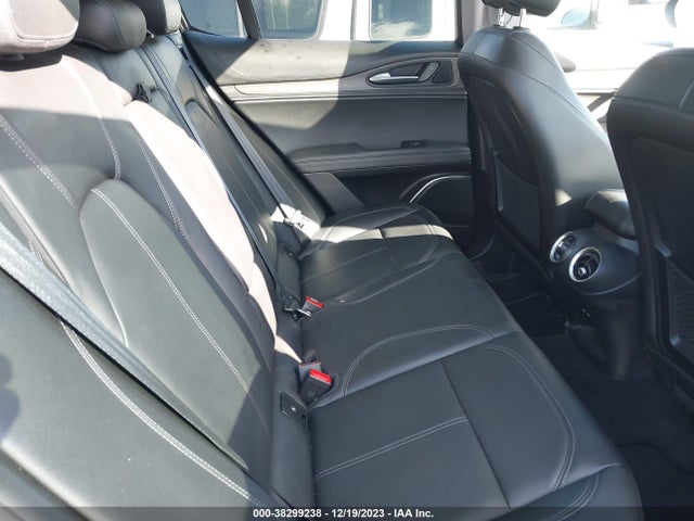 ZASFAKBN9J7C28820 Alfa Romeo Stelvio Ti Awd