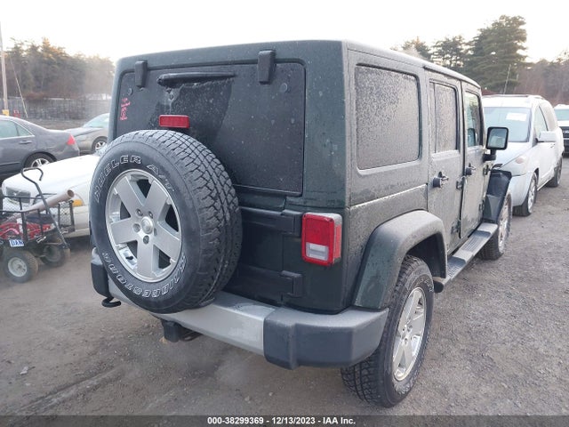 2011 JEEP WRANGLER UNLIMITED SAHARA VIN: 1J4BA5H17BL620369