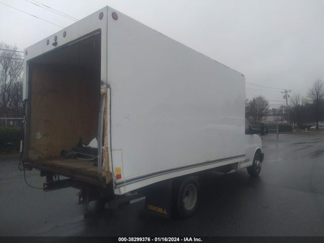 2013 CHEVROLET EXPRESS CUTAWAY 1GB3G3CGXD1141732 Photo 3