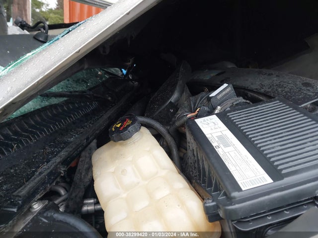 2002 CHEVROLET SILVERADO 1500 LS VIN: 2GCEK19T621229387