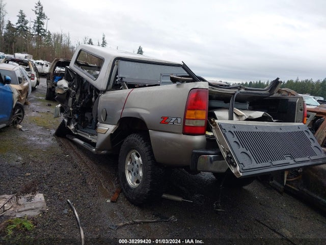 2002 CHEVROLET SILVERADO 1500 LS VIN: 2GCEK19T621229387