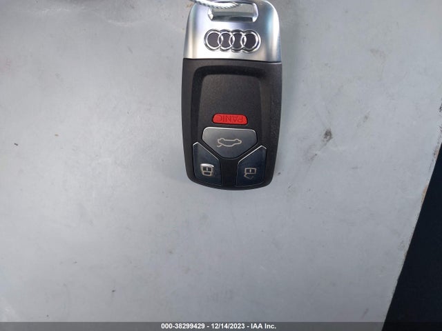WAUTNAF53JA058796 Audi A5 2.0t Premium