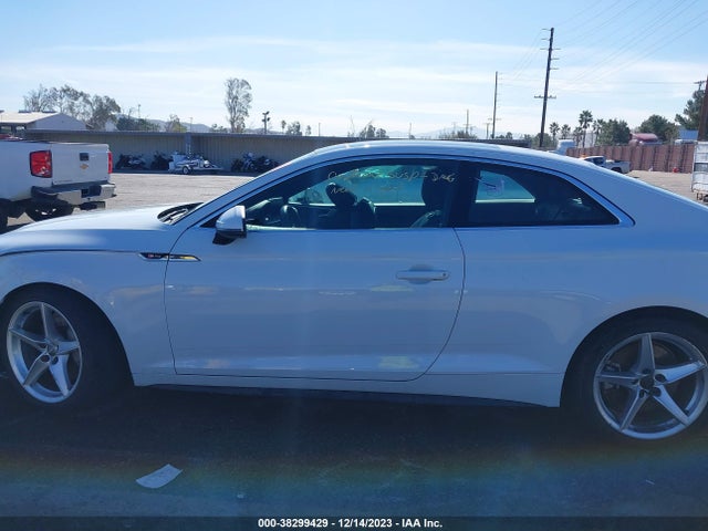 WAUTNAF53JA058796 Audi A5 2.0t Premium