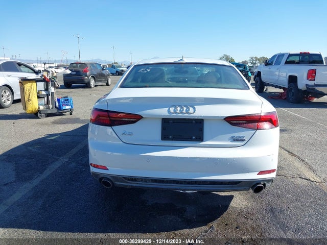 WAUTNAF53JA058796 Audi A5 2.0t Premium