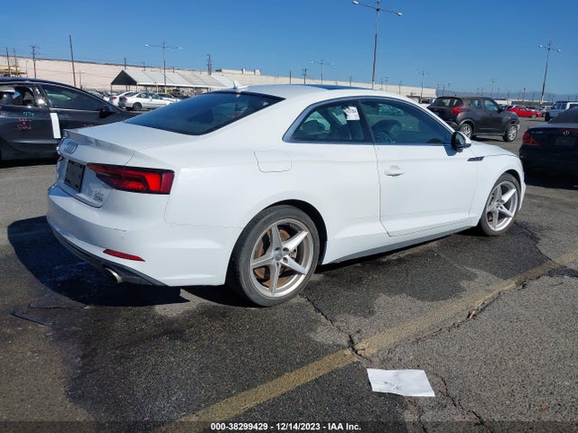 WAUTNAF53JA058796 Audi A5 2.0t Premium