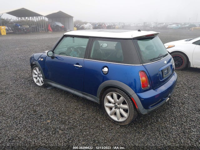 2004 MINI COOPER S WMWRE33494TD88276 Photo 2
