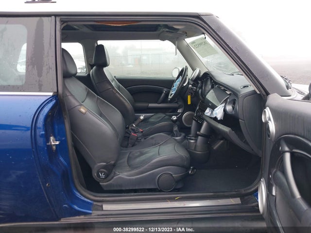 2004 MINI COOPER S WMWRE33494TD88276 Photo 4