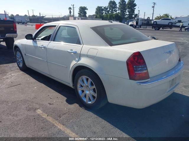2007 CHRYSLER 300C VIN: 2C3KA63H47H765622