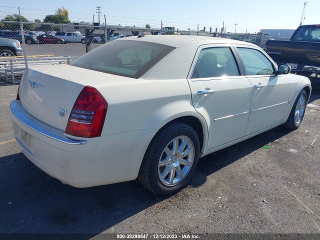 2007 CHRYSLER 300C VIN: 2C3KA63H47H765622