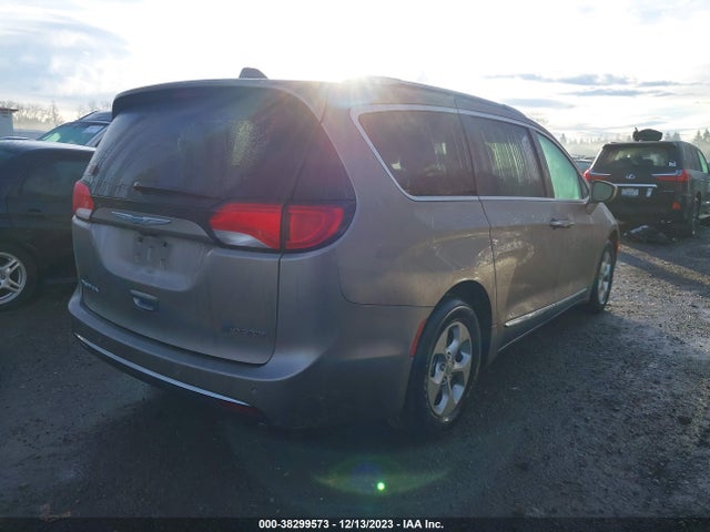 2C4RC1L7XJR105620 Chrysler Pacifica Hybrid Touring L
