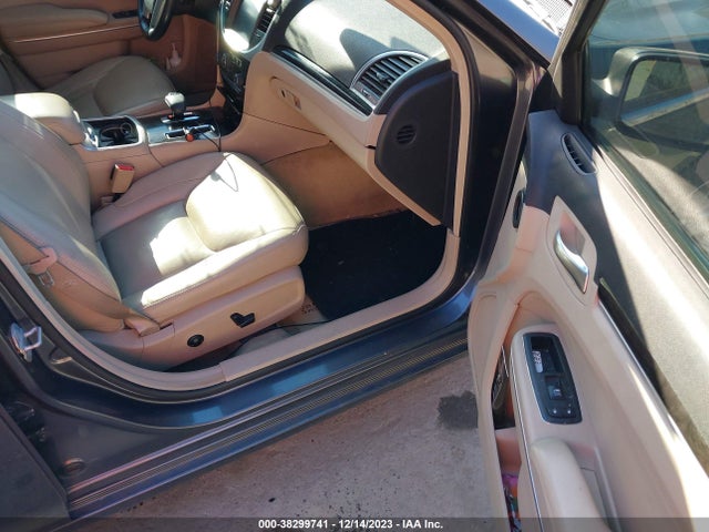 2013 CHRYSLER 300 VIN: 2C3CCAAG0DH551184