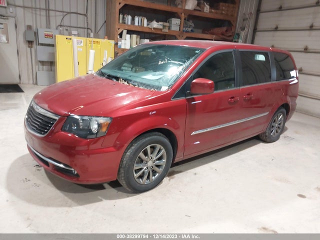 2C4RC1HG2FR656401 Chrysler Town & Country S