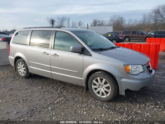 2016 2C4RC1BG7GR112146 main image