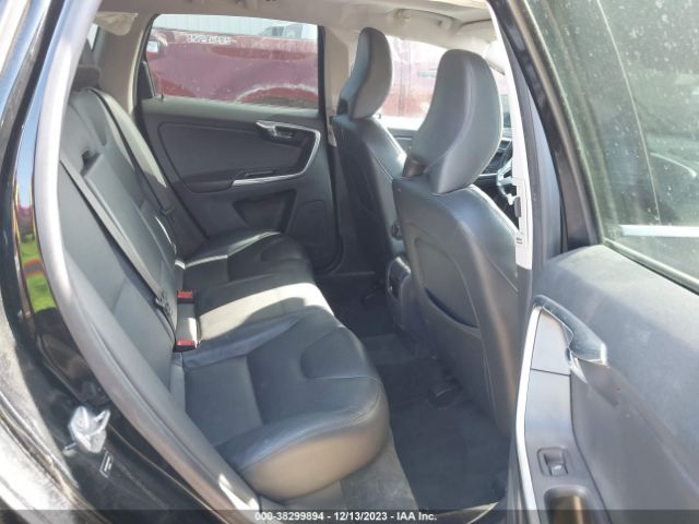 YV440MDD2F2616007 Volvo Xc60 T5 Platinum