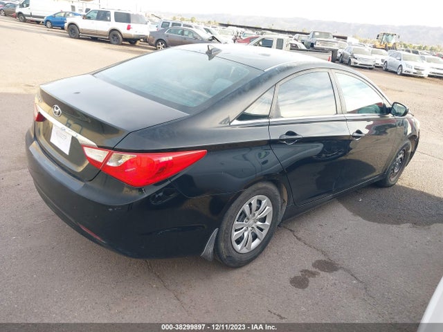 2013 HYUNDAI SONATA GLS VIN: 5NPEB4AC2DH568842