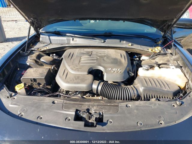 2C3CDXBG2LH135635 Dodge Charger Sxt Rwd