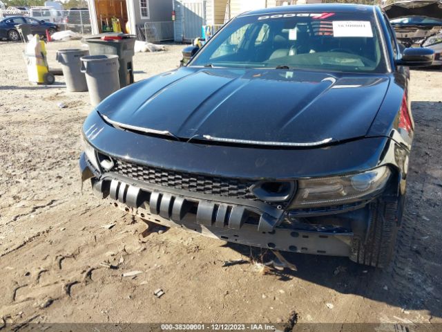 2C3CDXBG2LH135635 Dodge Charger Sxt Rwd