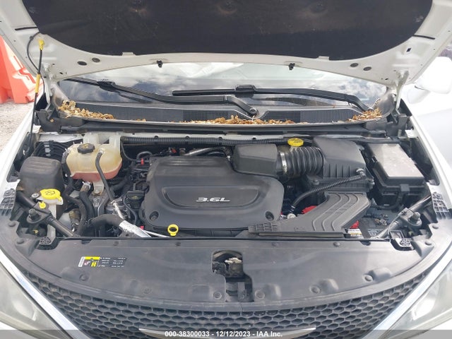 2C4RC1BG3HR527045 Chrysler Pacifica Touring-l