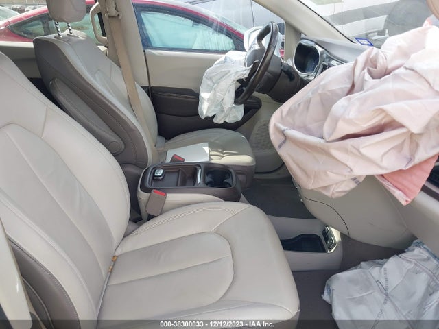 2C4RC1BG3HR527045 Chrysler Pacifica Touring-l