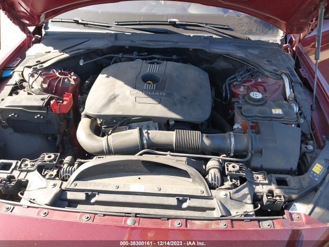 2017 JAGUAR XE SAJAR4BG9HA964664 Photo 9