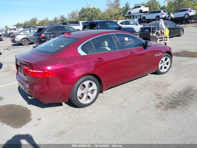 2017 JAGUAR XE SAJAR4BG9HA964664 Photo 3