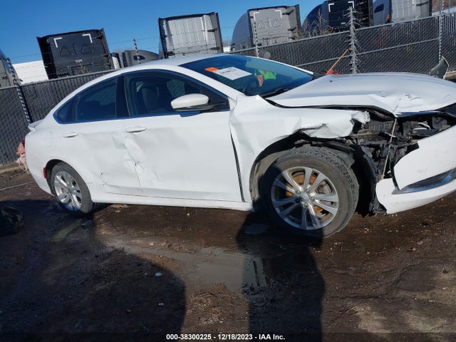 Chrysler 200 Limited 2015 1C3CCCAB4FN706460 Image 6