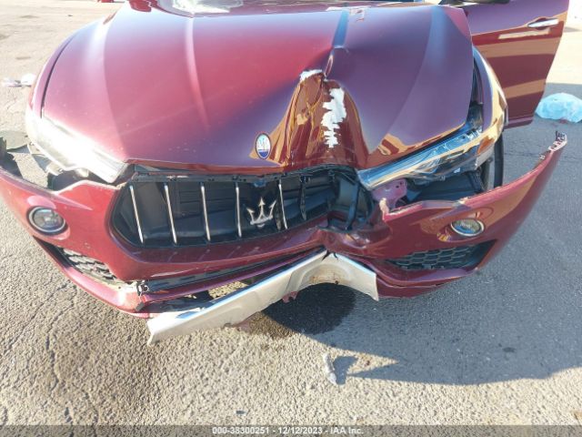 2017 MASERATI LEVANTE ZN661YUS1HX222596 Photo 5