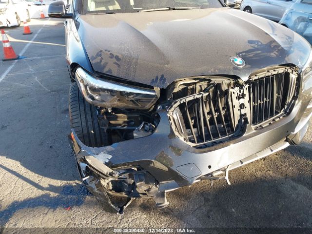 2019 BMW X5 5UXCR6C54KLL26669 Photo 5