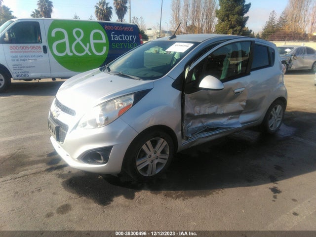 Chevrolet Spark 1lt Auto 2014 KL8CD6S93EC561369 Image 2