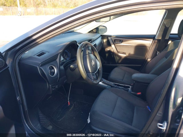 Toyota COROLLA LE 2018 5YFBURHE0JP798430 Image 5