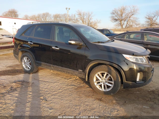2014 KIA SORENTO LX V6 VIN: 5XYKTDA70EG548102