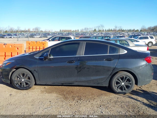 Chevrolet CRUZE LT 2019 1G1BE5SM2K7124426 Image 13