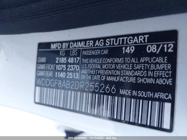 2013 MERCEDES-BENZ C-CLASS WDDGF8AB2DR255266 Photo 8